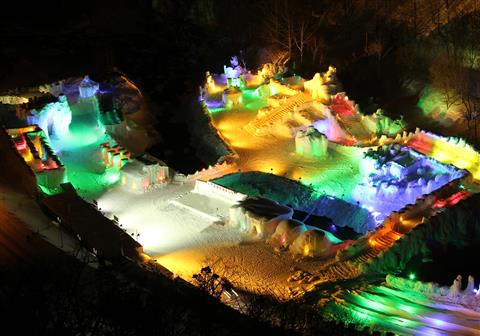 層雲峡温泉氷瀑まつり